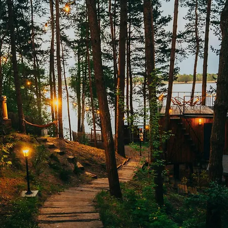 Nad Narvia - Dom Na Drzewie Casa vacanze *